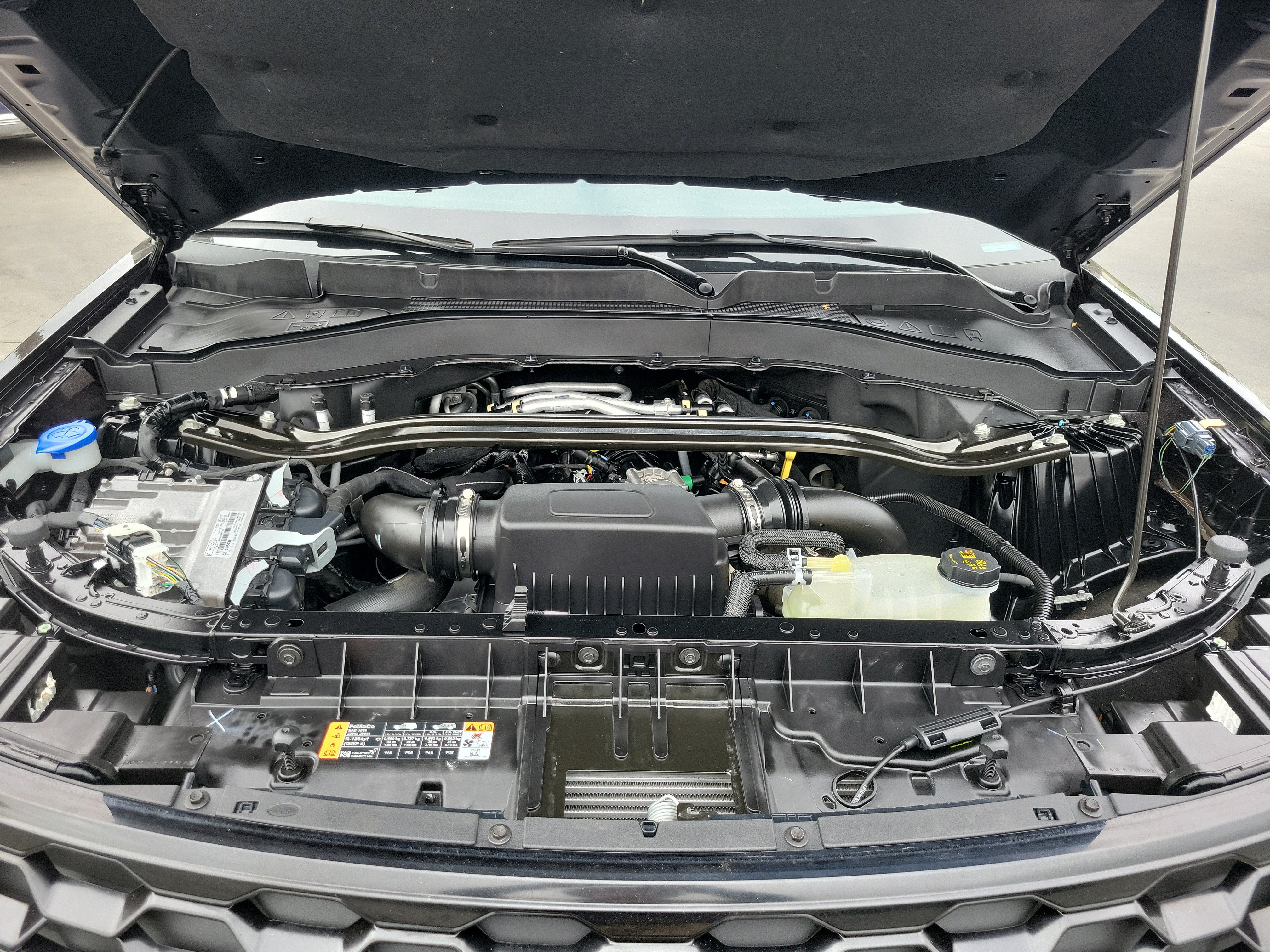 Certified 2025 Ford Explorer ST AWD/4WD image 17