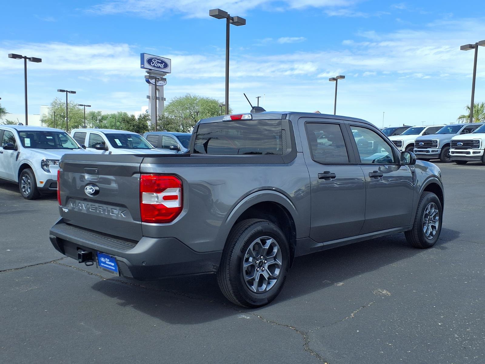 Certified 2025 Ford Maverick XLT w/ Equipment Group 301A AWD/4WD image 6