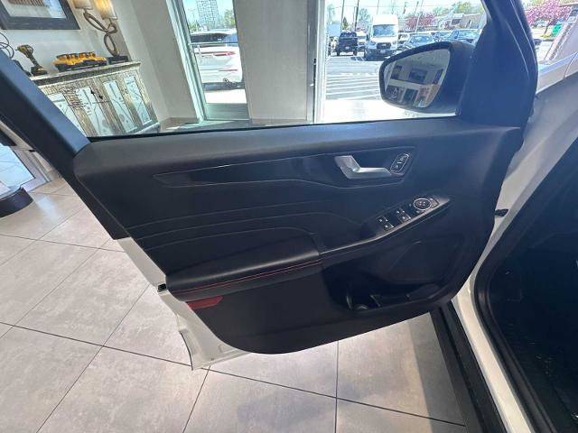 Certified 2023 Ford Escape ST-Line w/ Tech Pack #1 AWD/4WD image 20