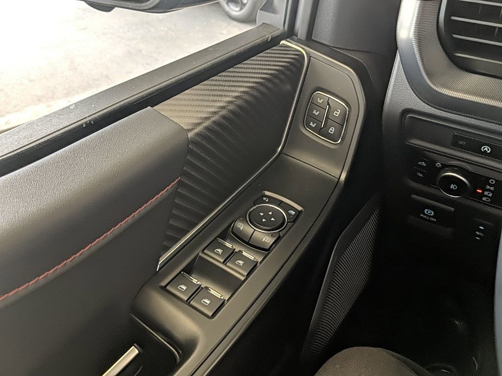 Certified 2025 Ford F150 Raptor AWD/4WD image 31