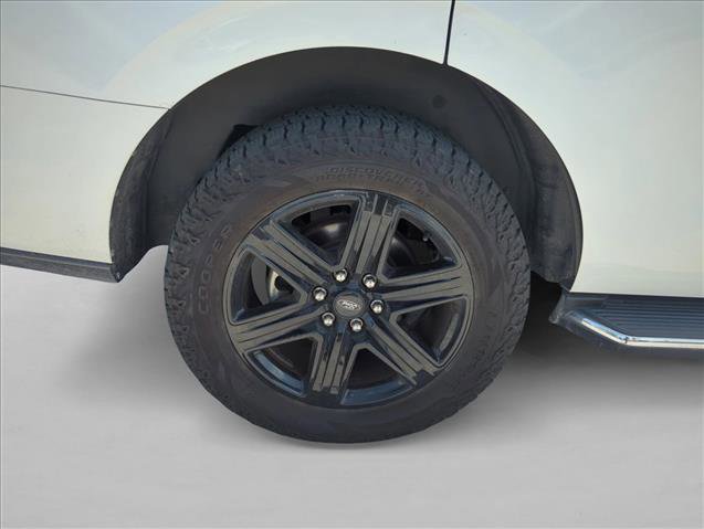 Certified 2020 Ford Expedition XLT w/ Equipment Group 202A RWD image 29