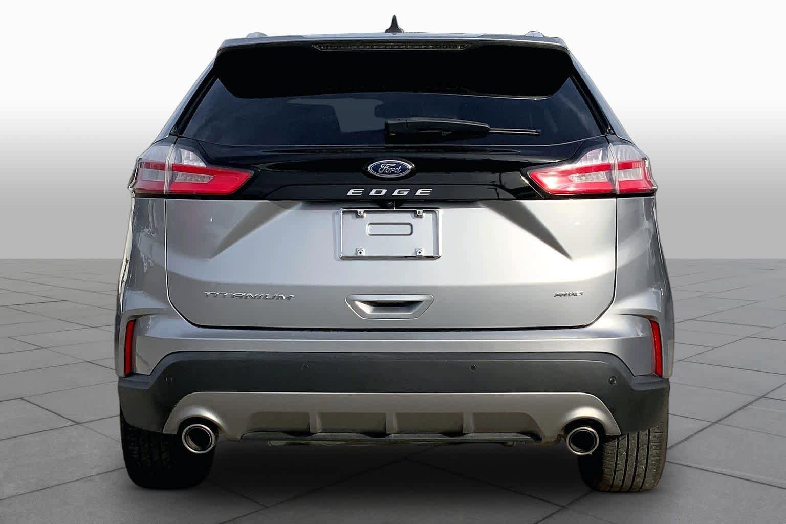 Certified 2023 Ford Edge Titanium AWD/4WD image 5