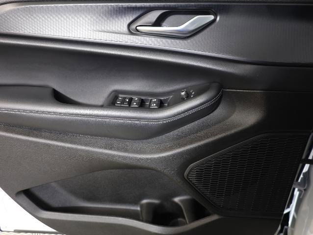 Used 2023 Jeep Grand Cherokee L Laredo image 26