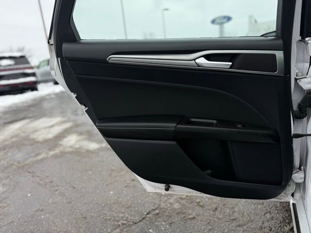 Certified 2020 Ford Fusion SE image 13
