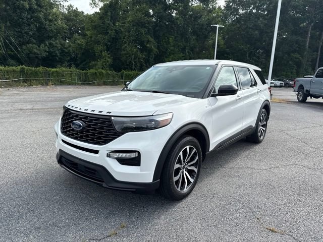 Certified 2022 Ford Explorer ST-Line w/ Class IV Trailer Tow Package RWD image 11