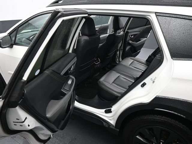 Used 2025 Subaru Outback Onyx Edition XT AWD/4WD image 14
