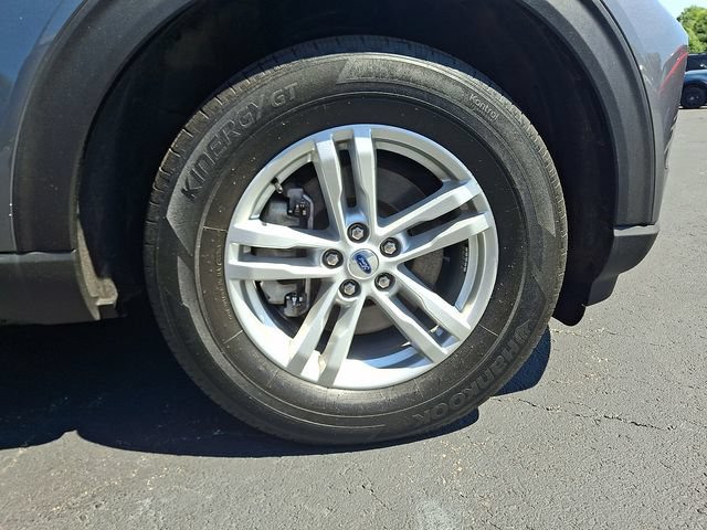 Certified 2023 Ford Explorer XLT w/ Equipment Group 202A AWD/4WD image 8