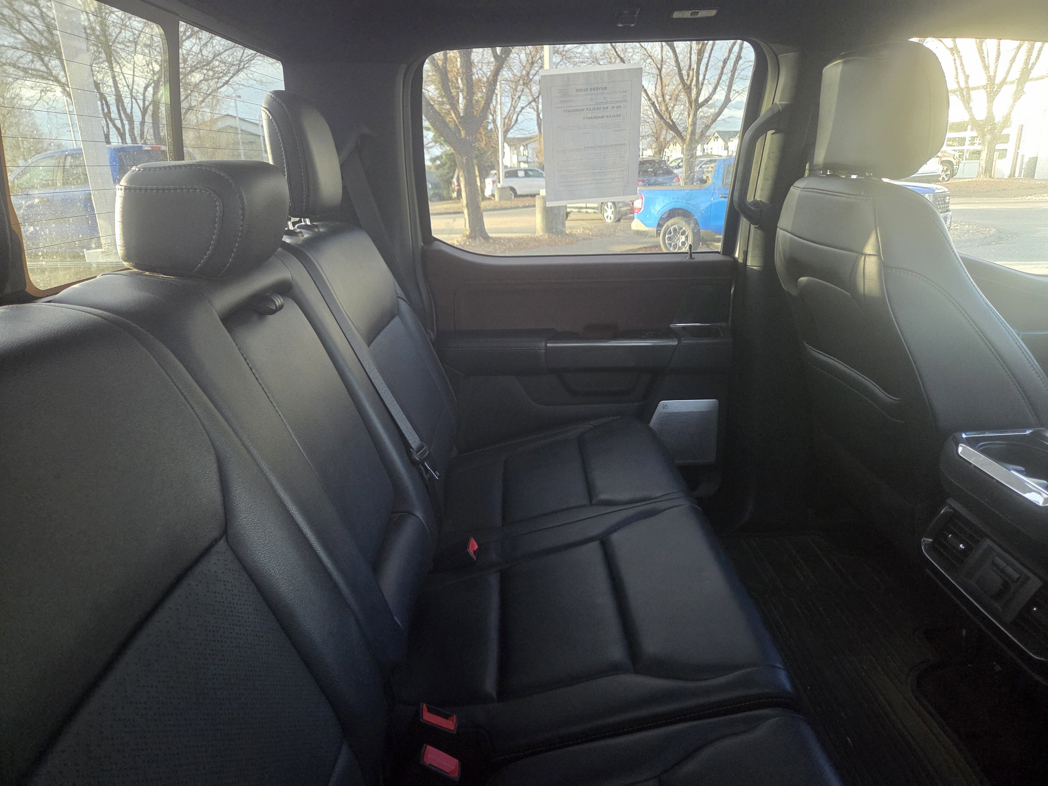 Certified 2022 Ford F150 Lariat w/ Equipment Group 502A High image 18