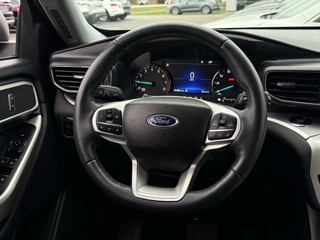 Certified 2023 Ford Explorer XLT w/ Equipment Group 202A image 8