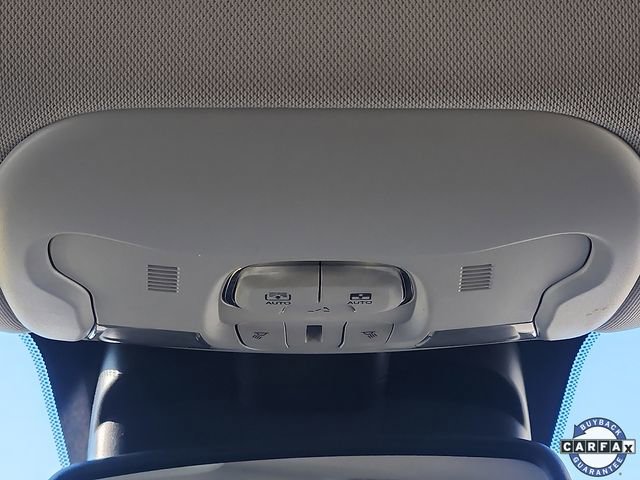 Used 2019 Jeep Renegade Latitude w/ Cold Weather Group image 19