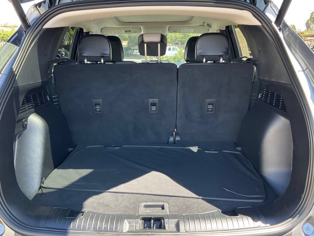 Certified 2024 Ford Escape SE w/ PHEV Premium Package FWD image 15