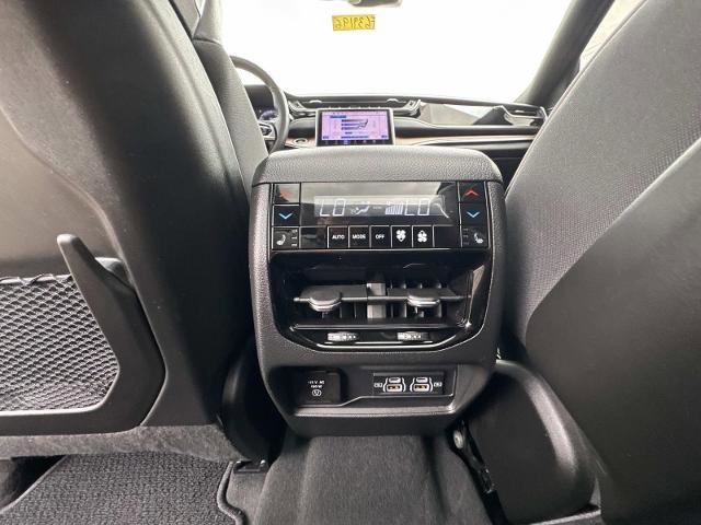 Used 2025 Jeep Grand Cherokee L Summit w/ Advanced Protech Group IV image 17
