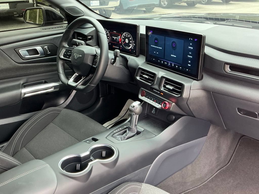 Certified 2025 Ford Mustang GT RWD image 28