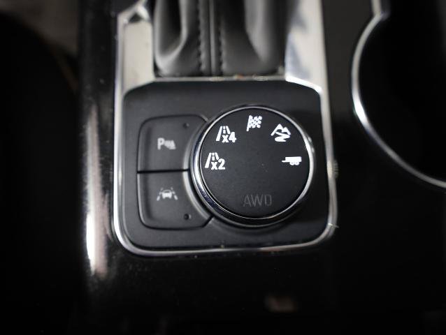 Used 2024 Chevrolet Blazer Premier w/ Driver Confidence II Package AWD/4WD image 21