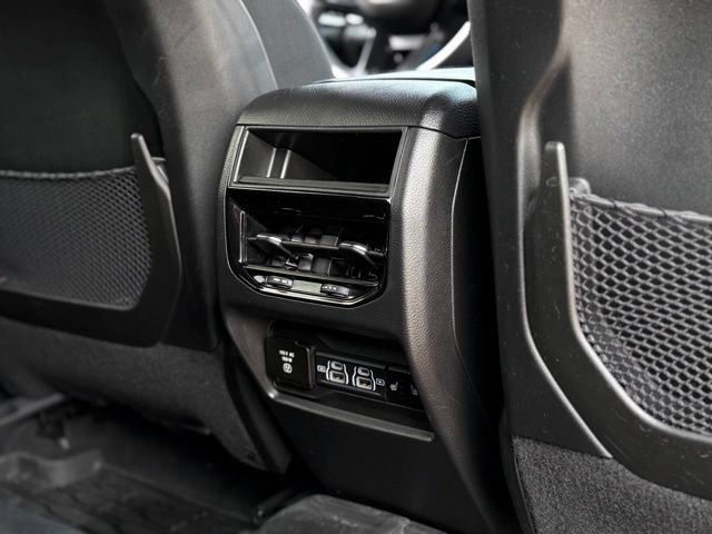 Used 2022 Jeep Grand Cherokee Trailhawk w/ Luxury Tech Group III AWD/4WD image 19