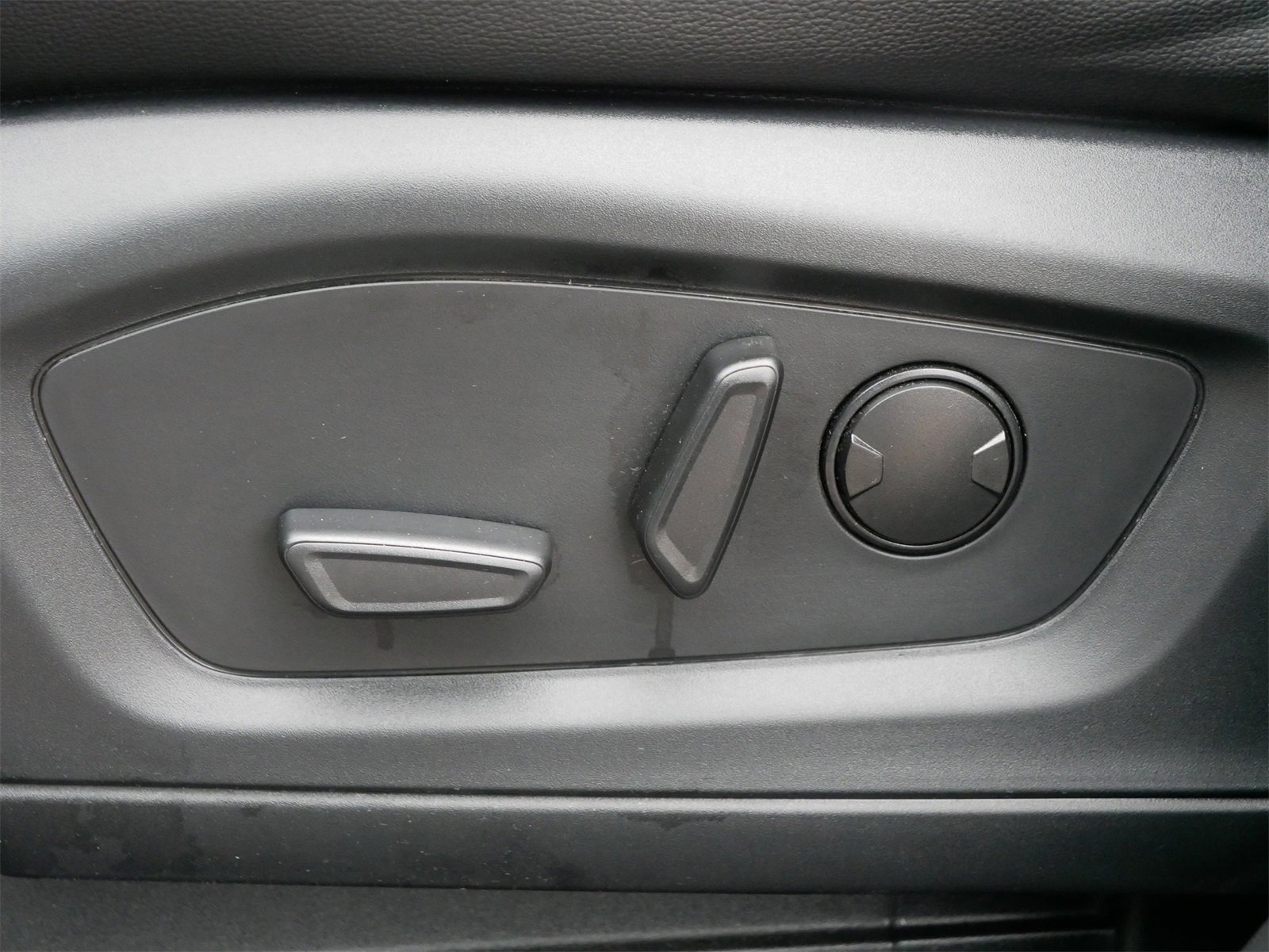 Certified 2023 Ford Explorer ST w/ Equipment Group 401A image 13