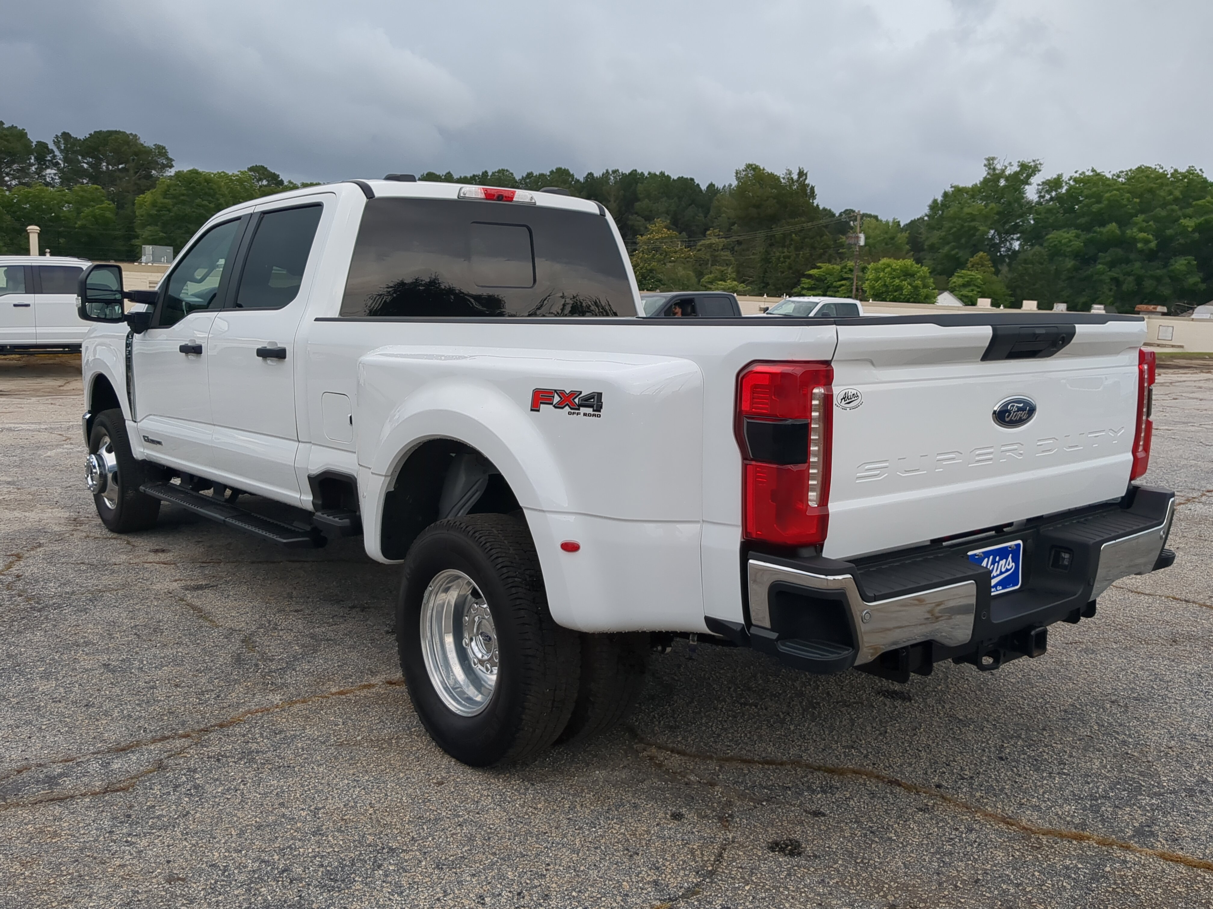 Certified 2025 Ford F350 XL w/ 360-Degree Camera Package AWD/4WD image 5