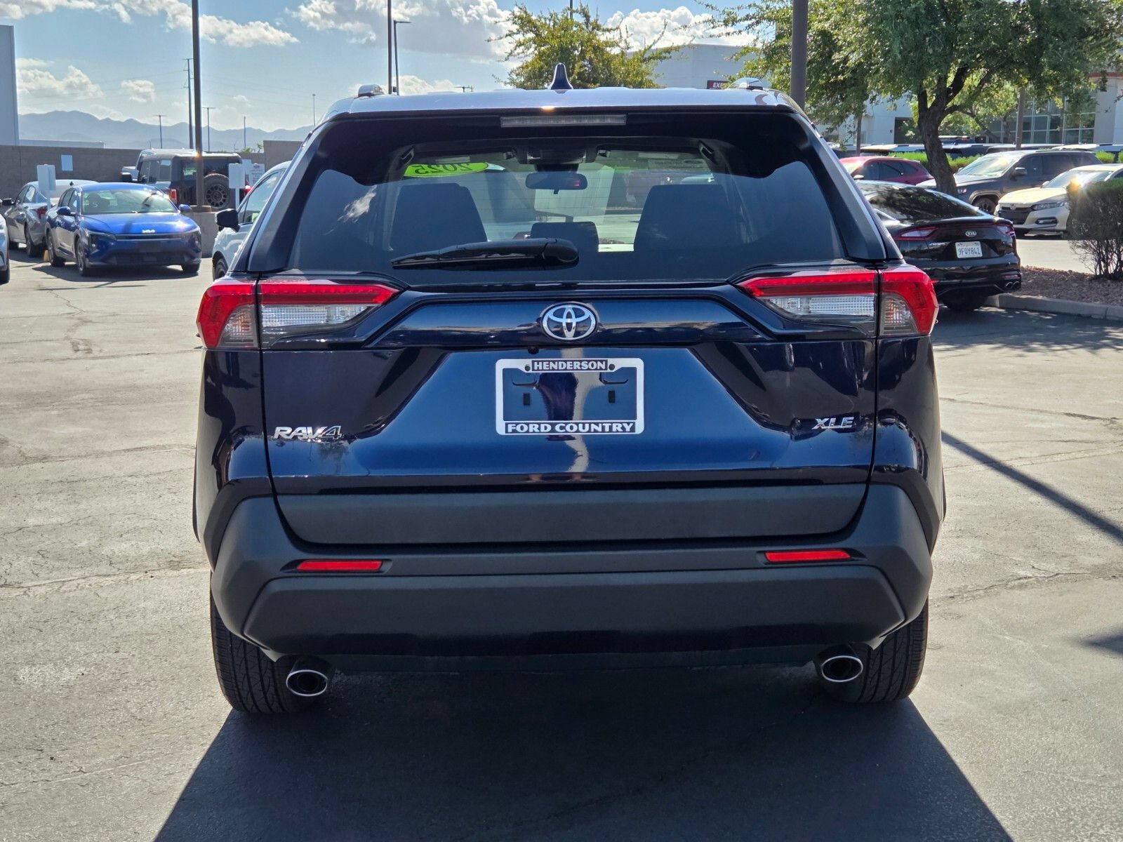 Used 2025 Toyota RAV4 XLE FWD image 5