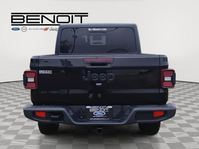 Used 2024 Jeep Gladiator Sport image 2