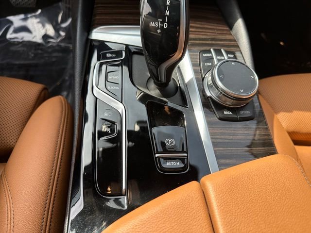 Used 2023 BMW 530e xDrive w/ Premium Package AWD/4WD image 21