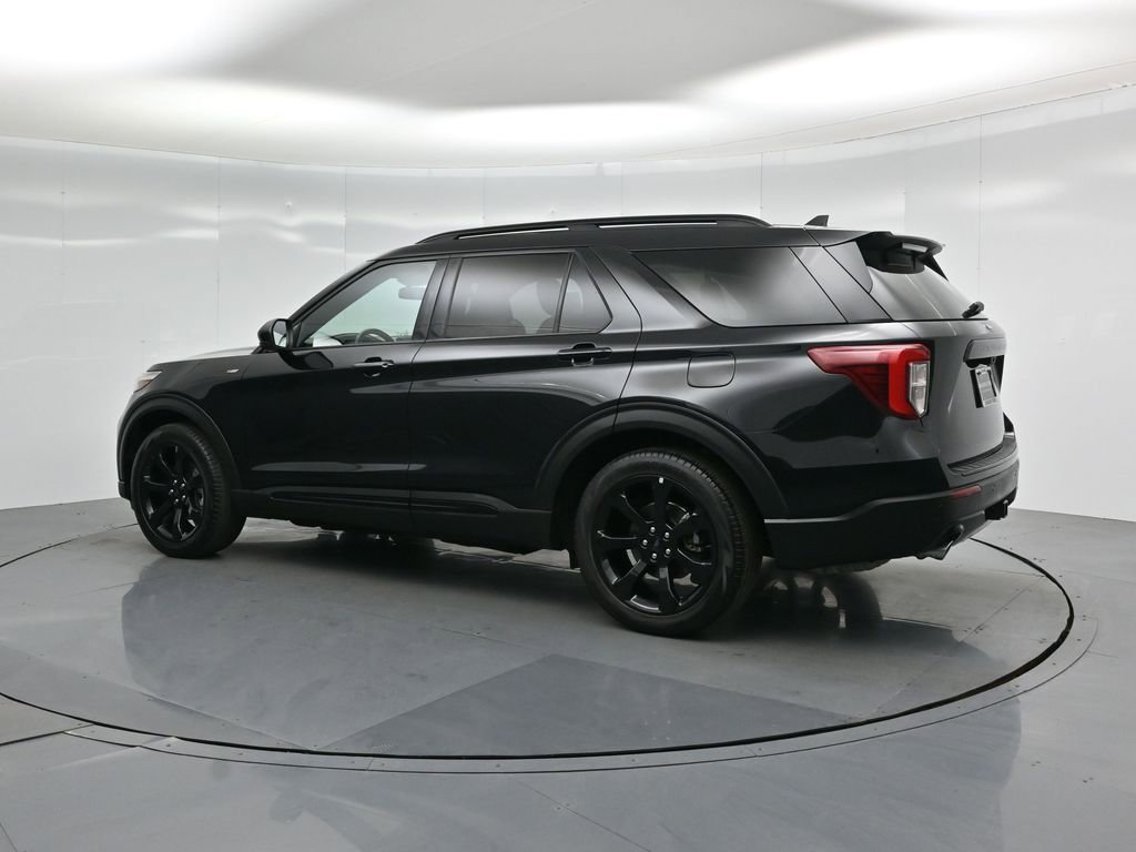 Certified 2022 Ford Explorer ST-Line w/ Class IV Trailer Tow Package image 7