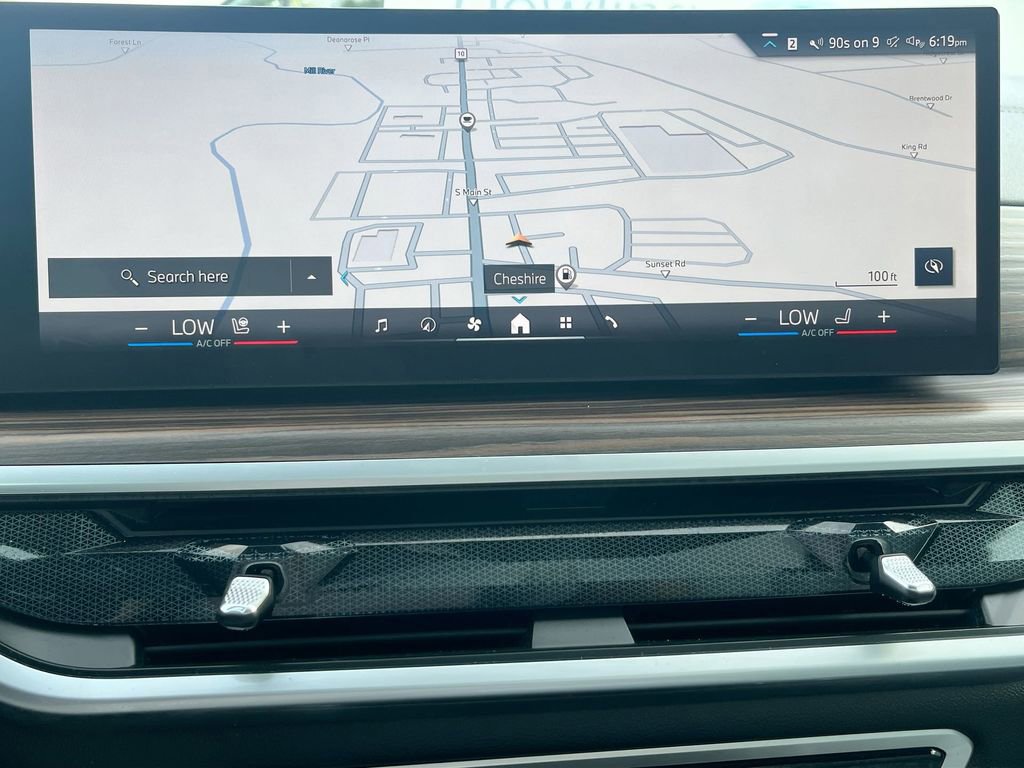 Used 2025 BMW X5 xDrive40i w/ Climate Comfort Package image 18