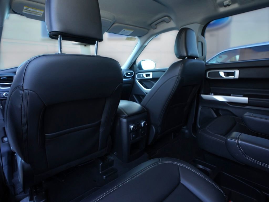 Certified 2021 Ford Explorer XLT w/ Equipment Group 202A image 21