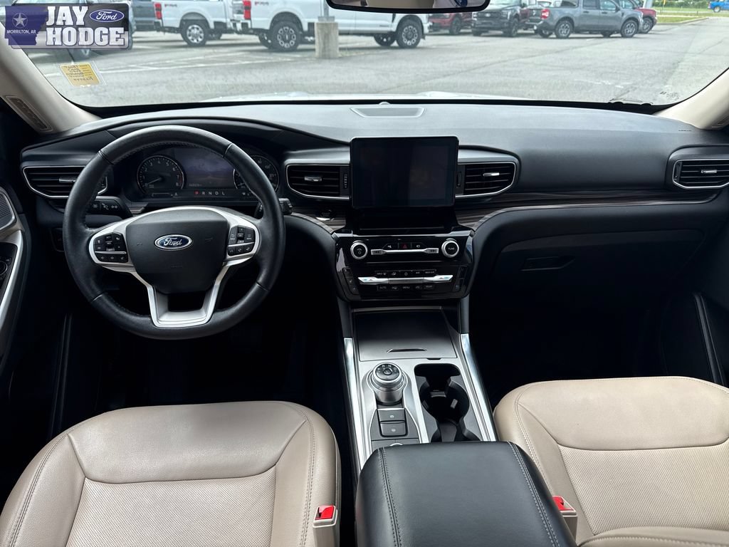Certified 2023 Ford Explorer Limited AWD/4WD image 25
