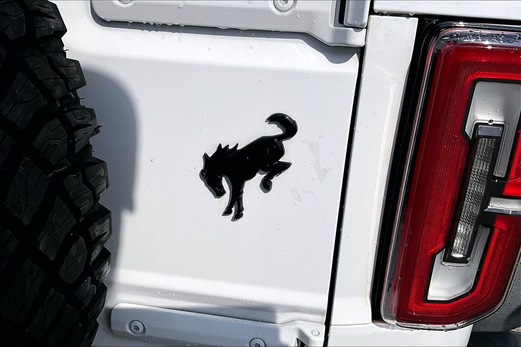 Certified 2023 Ford Bronco Wildtrak AWD/4WD image 8