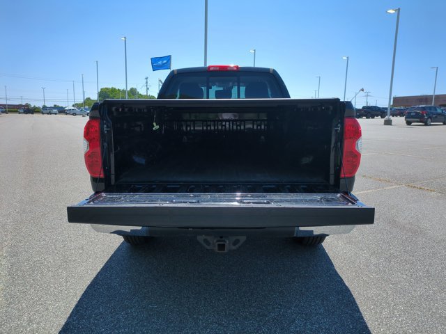 Used 2018 Toyota Tundra SR5 AWD/4WD image 29
