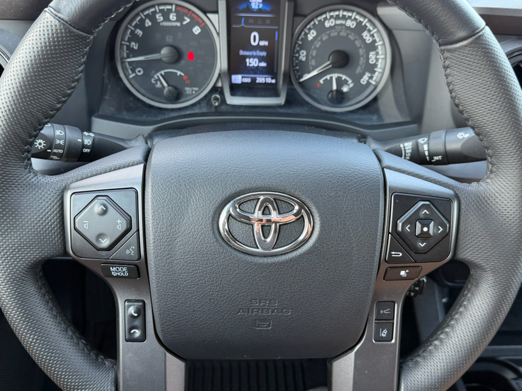 Used 2023 Toyota Tacoma TRD Sport AWD/4WD image 18