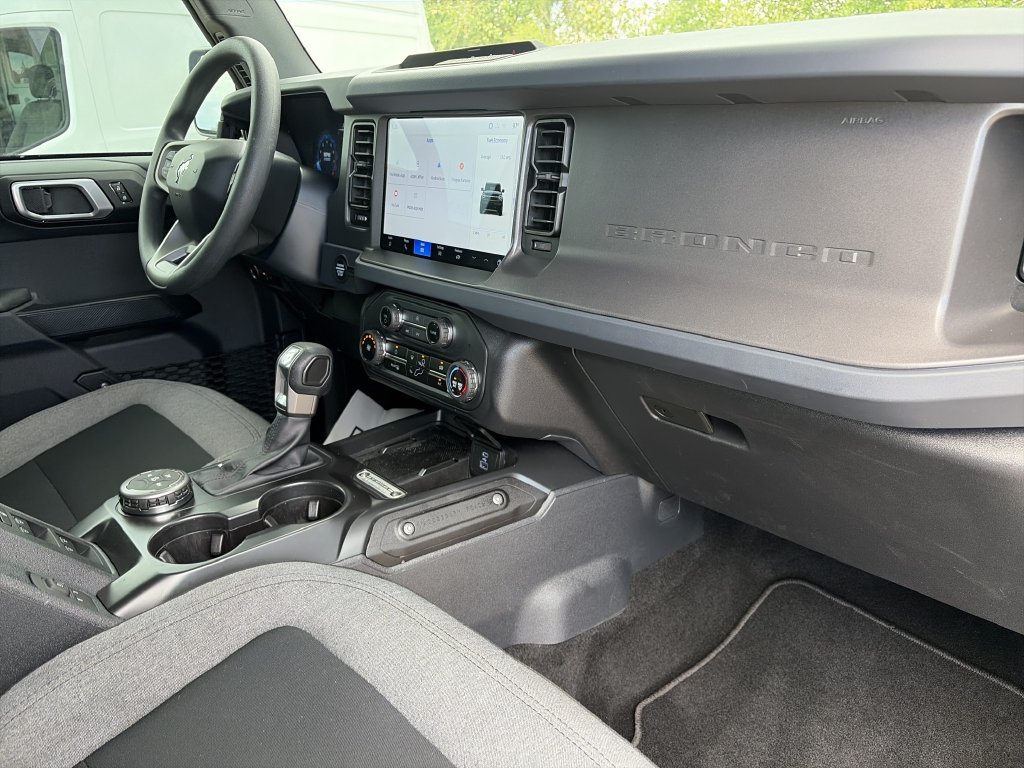 Certified 2025 Ford Bronco 4-Door AWD/4WD image 33