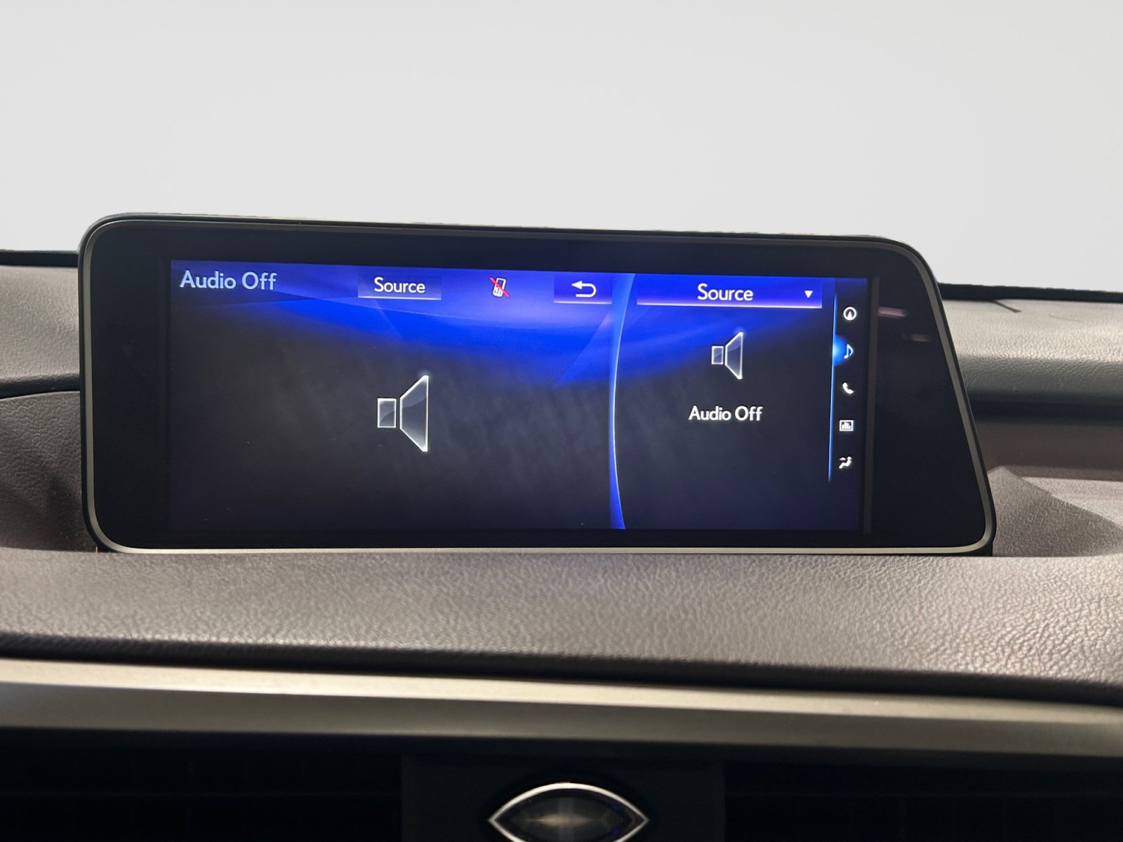 Used 2018 Lexus RX 350L FWD image 24