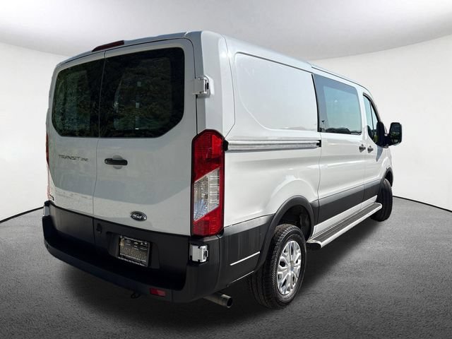 Certified 2025 Ford Transit 250 Low Roof w/ Exterior Upgrade Package RWD image 15