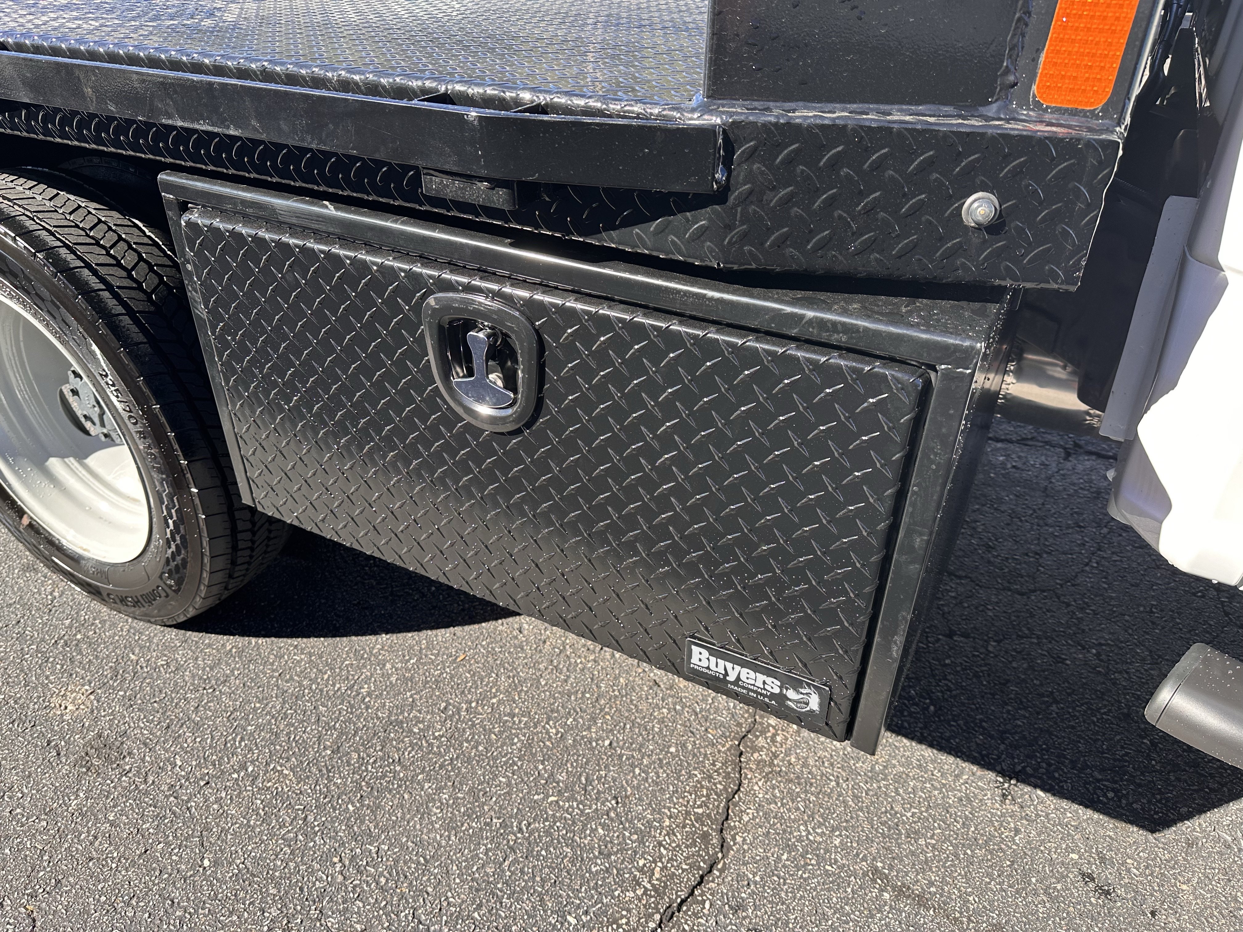 Certified 2025 Ford F550 4x4 Supercab Super Duty image 7