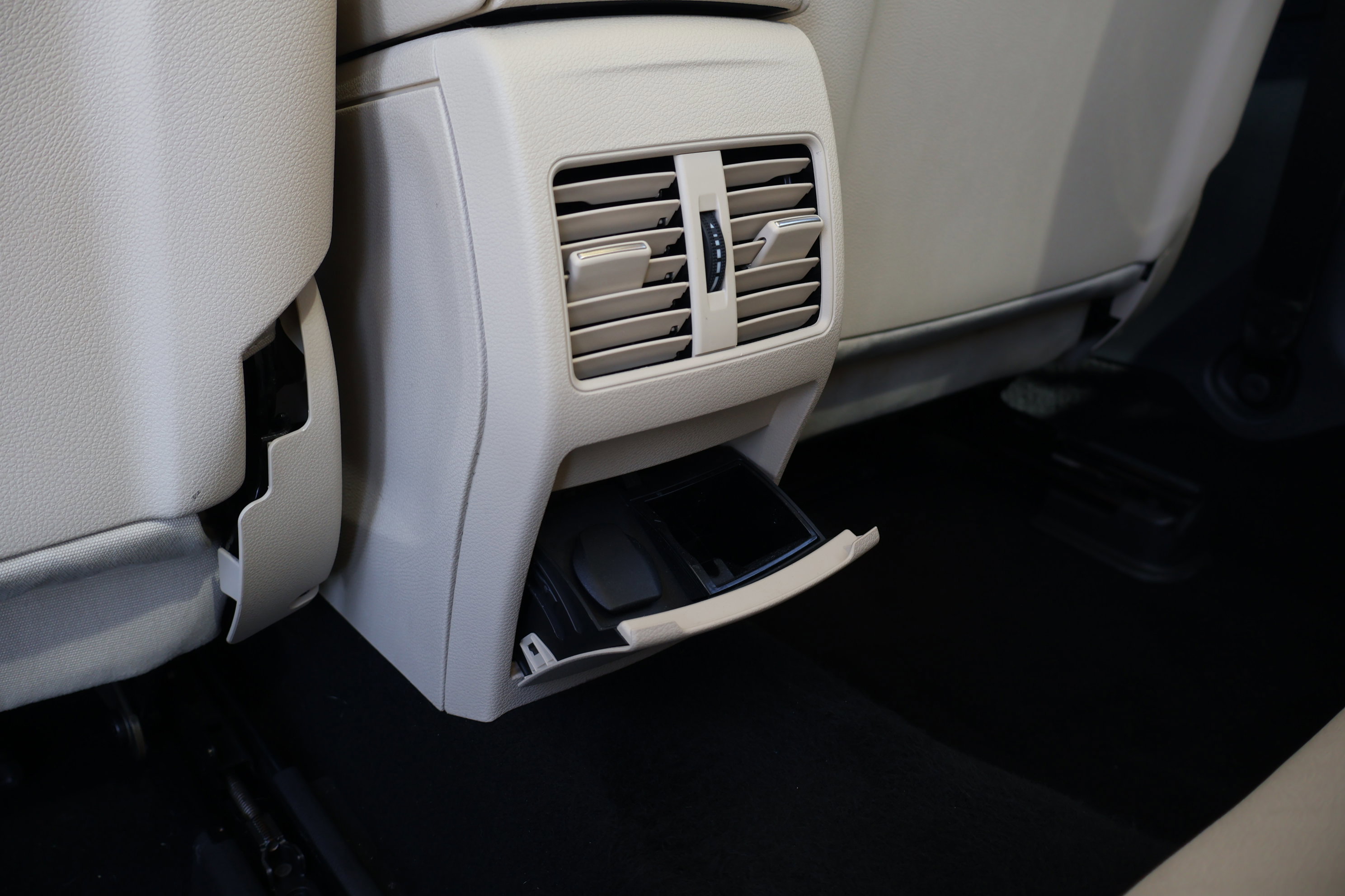 Used 2020 Mercedes-Benz GLA 250 4MATIC image 44