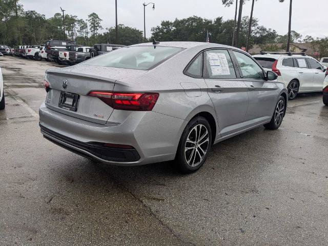 Used 2023 Volkswagen Jetta Sport FWD image 4