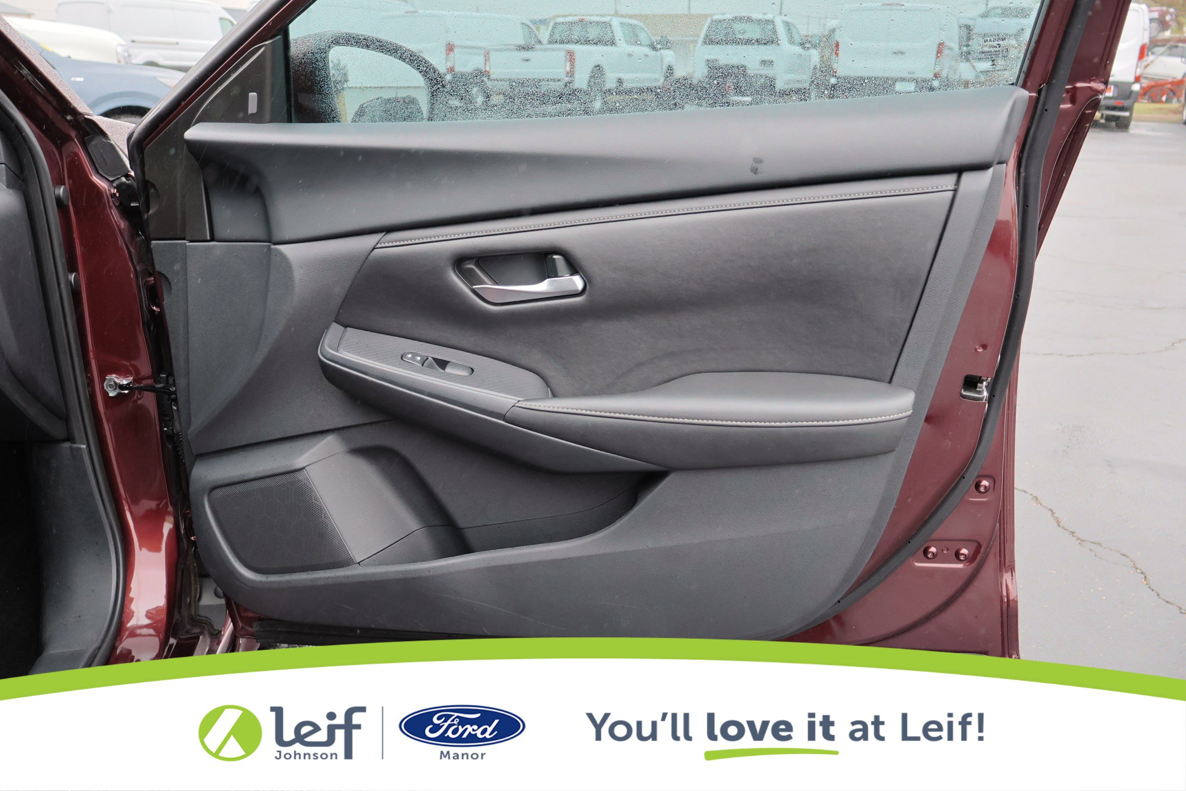 Used 2024 Nissan Sentra SV image 27