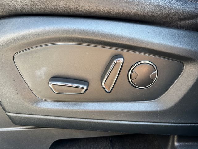 Certified 2020 Ford Explorer Limited RWD image 17