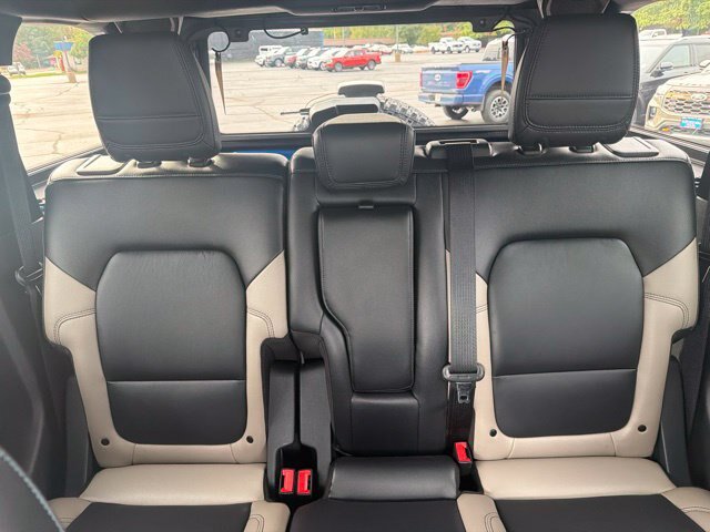 Certified 2023 Ford Bronco Wildtrak AWD/4WD image 33