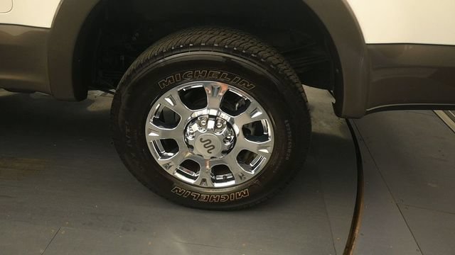 Certified 2022 Ford F350 King Ranch w/ King Ranch Ultimate Package AWD/4WD image 9