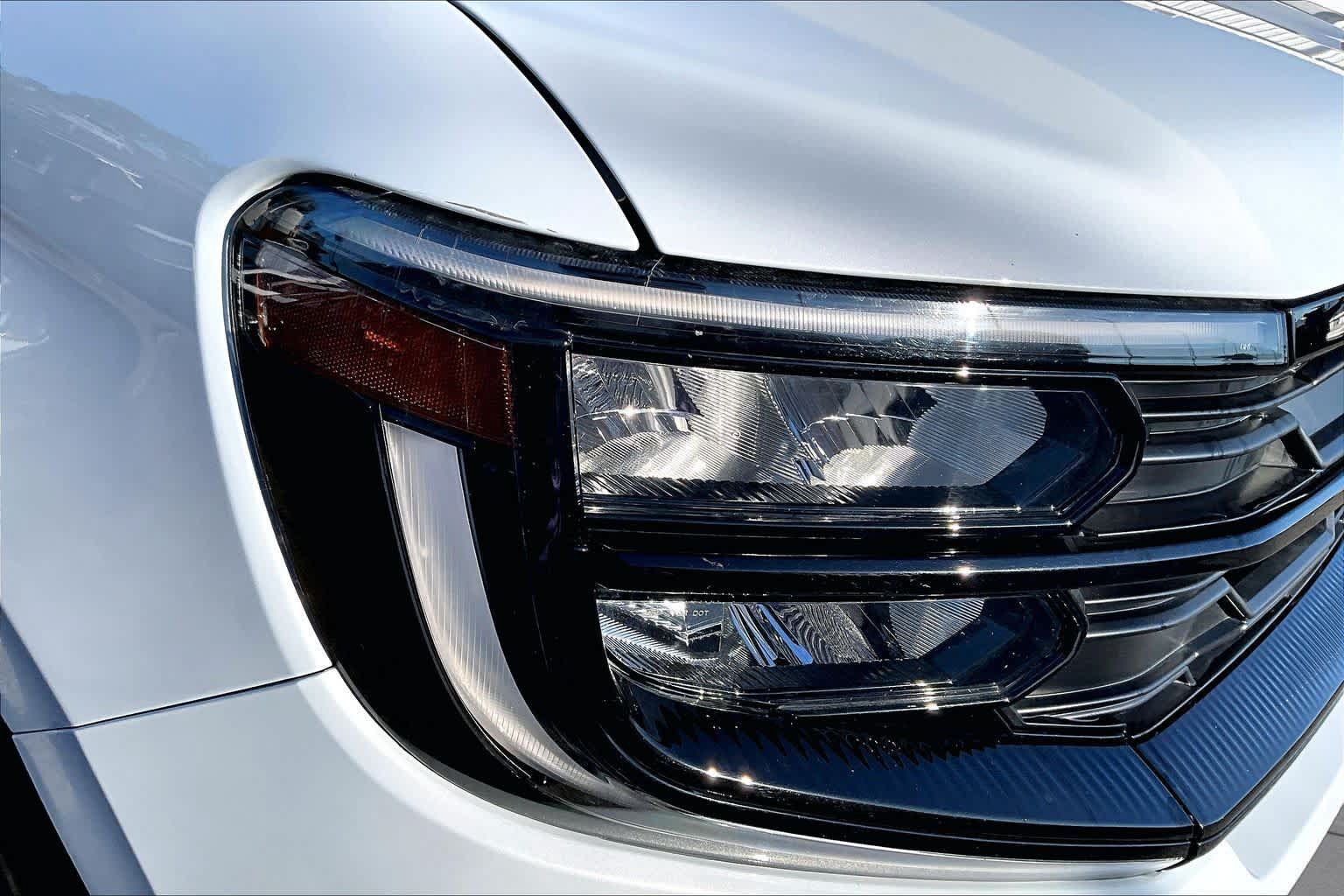 Certified 2025 Ford Expedition Active RWD image 27