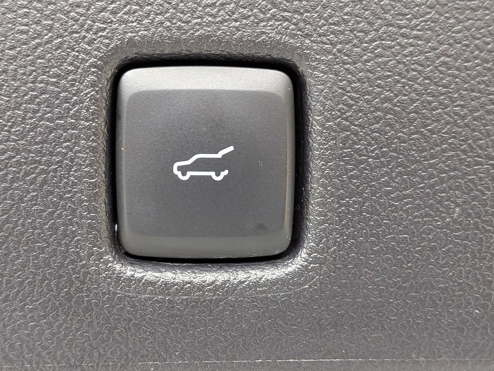 Certified 2023 Ford Escape ST-Line w/ Tech Pack #1 image 16