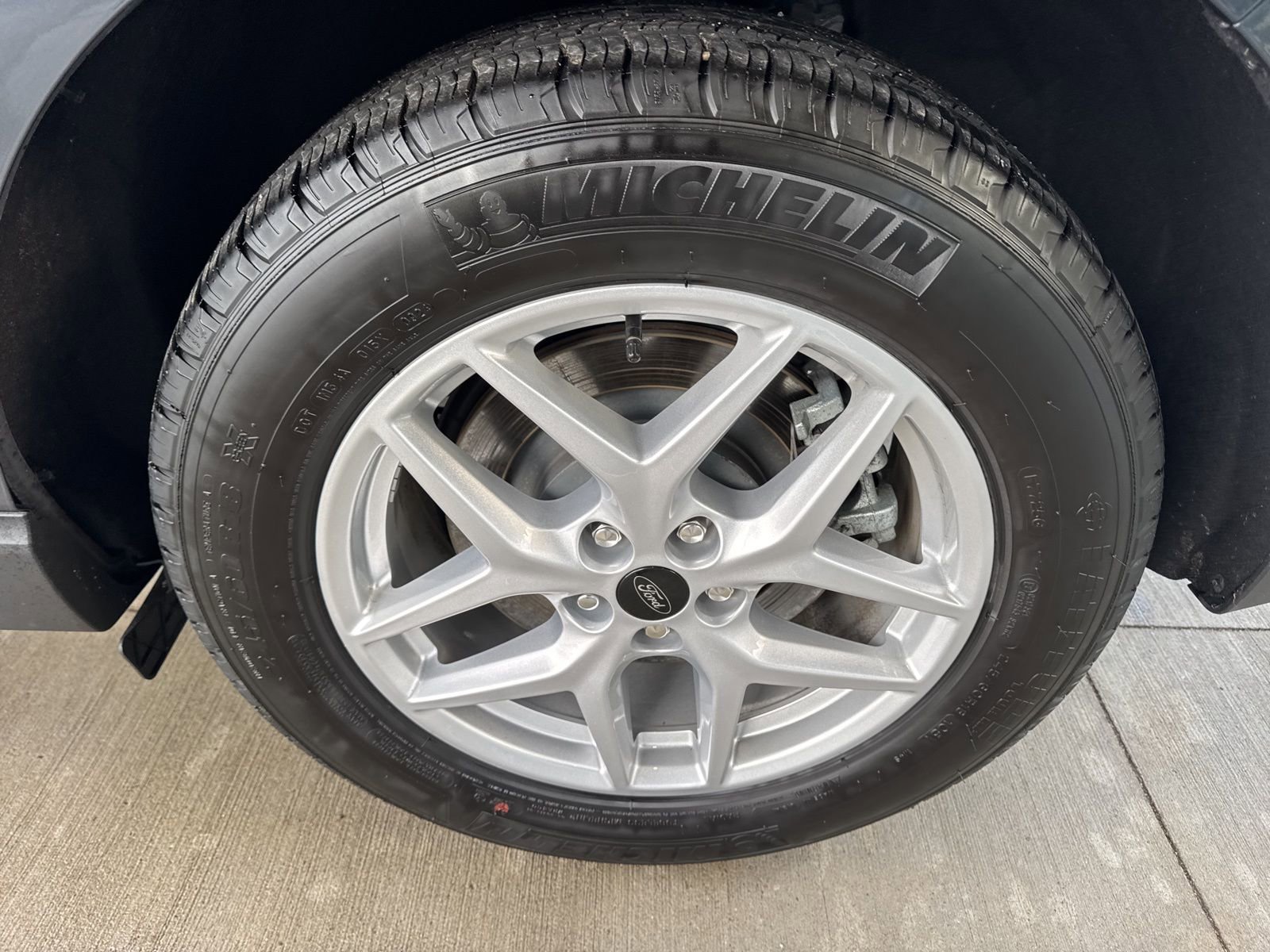 Certified 2024 Ford Edge SEL w/ Convenience Package image 19