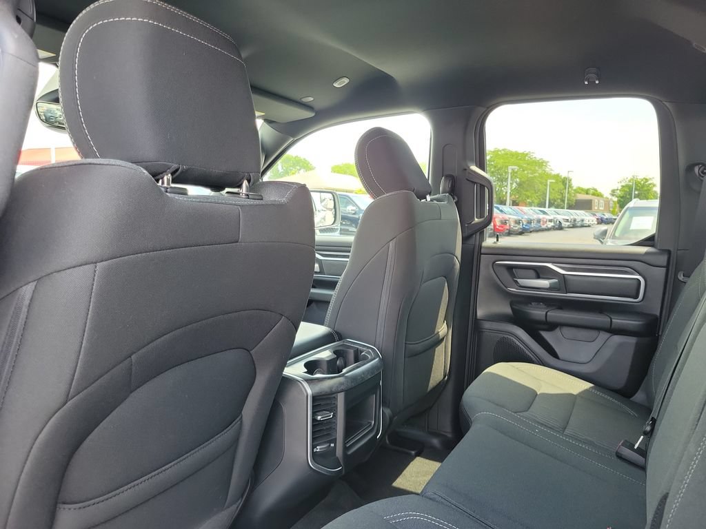 Used 2022 RAM 1500 Big Horn AWD/4WD image 16