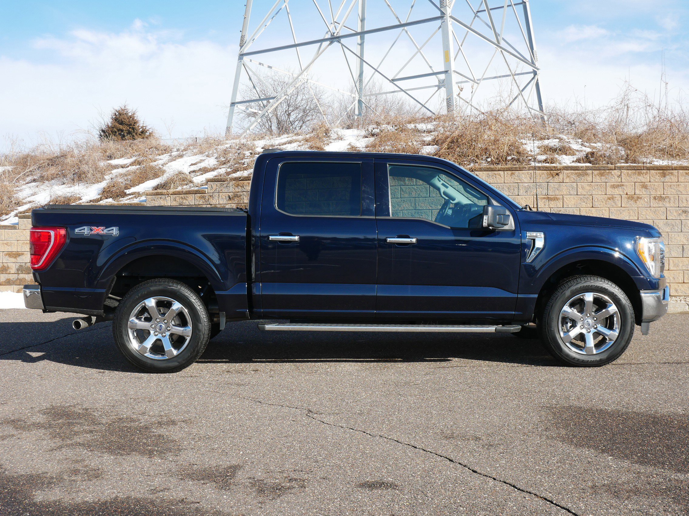 Certified 2023 Ford F150 XLT w/ Equipment Group 302A High image 5