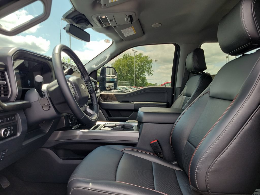 Certified 2024 Ford F250 Lariat w/ Lariat Ultimate Package AWD/4WD image 18