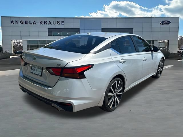Used 2021 Nissan Altima 2.5 SR w/ SR Premium Package FWD image 8