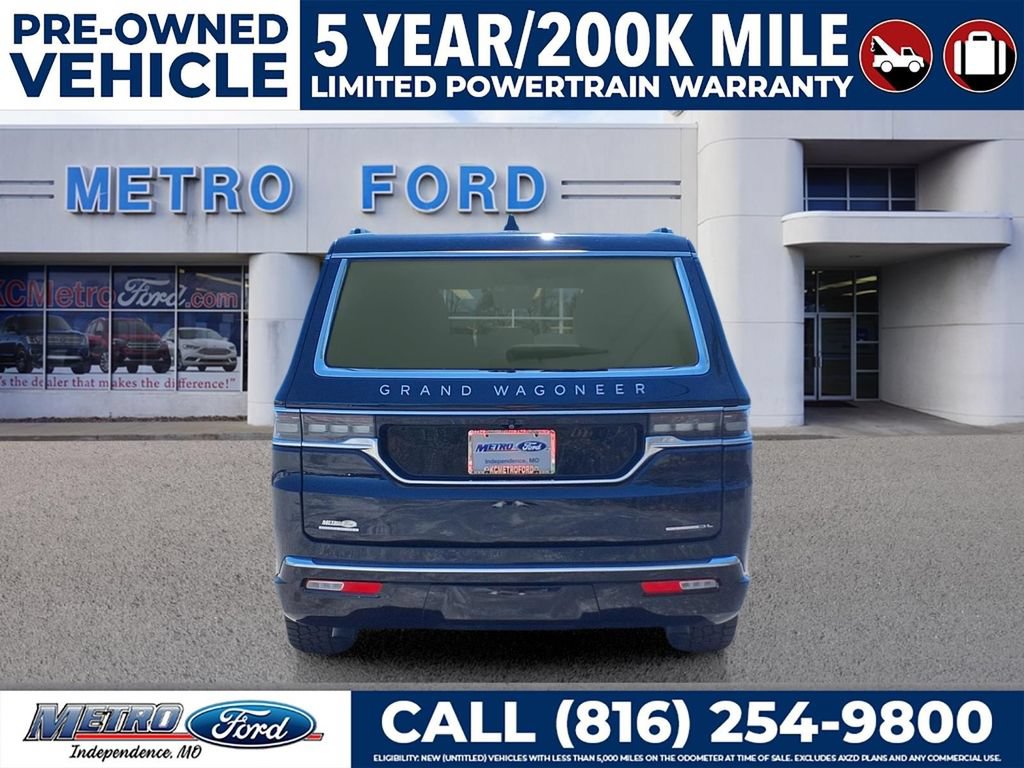 Used 2023 Jeep Grand Wagoneer L Series III w/ Rear Seat Video Group 1 AWD/4WD image 4