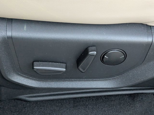 Certified 2024 Ford Expedition Max XLT image 18